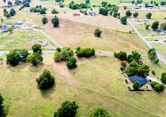10th image of 1 County Road 3520, Ada, OK 74820 | MLS# 2631499