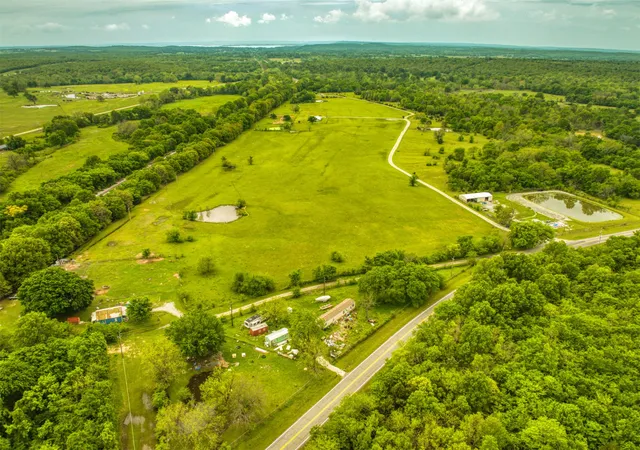 Photo 4 of Single family home for sale at 19490 Hwy 113, Canadian, OK 74425 | MLS# 2631684 | Listing updated on 2026-10-02