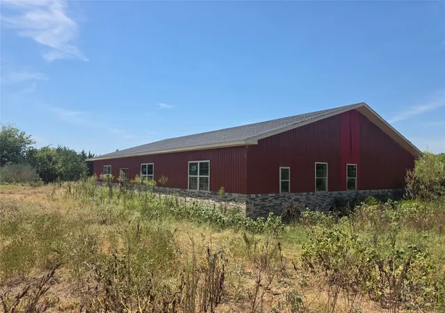 Photo 3 of Single family home for sale at 1860 Bumpass, Hendrix, OK 74741 | MLS# 2631702 | Listing updated on 2026-09-15
