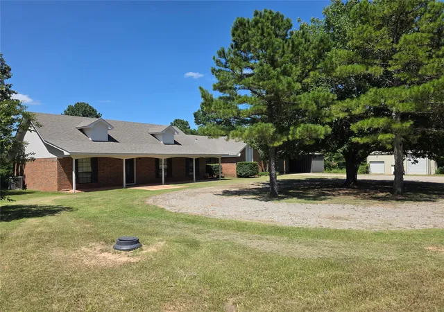 1st image of 29144 Us Hwy 70 Hwy, Bokchito, OK 74726 | MLS# 2631717