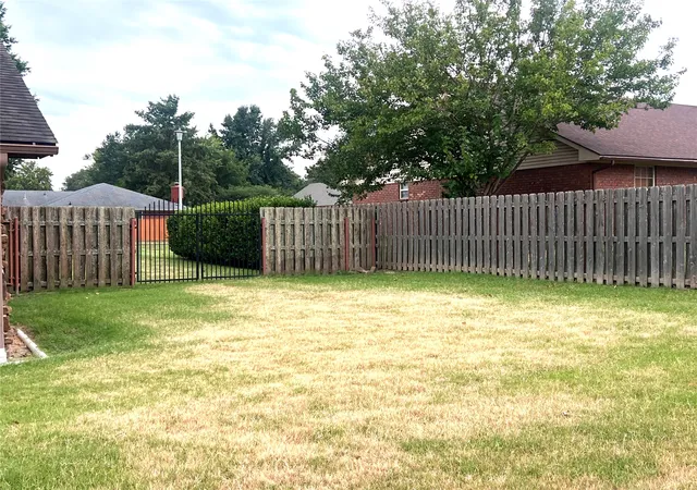 Photo 3 of Single family home for sale at 603 Quail, Mc Alester, OK 74501 | MLS# 2631765 | Listing updated on 2026-10-05