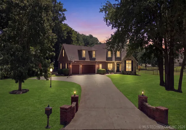Photo 1 of Sale Pending at 7313 N 199th East Eastavenue, Owasso, OK 74055 | MLS# 2631742 | Listing updated on 2026-09-15