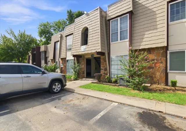 Photo 1 of Sale Pending at 4348 E 67th St #804, Tulsa, OK 74136 | MLS# 2631799 | Listing updated on 2026-08-27