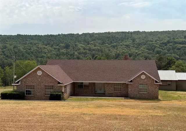 Photo 1 of Single family home for sale at 5026 Nw Ash Creek Rd Nw, Wilburton, OK 74578 | MLS# 2631803 | Listing updated on 2026-08-27