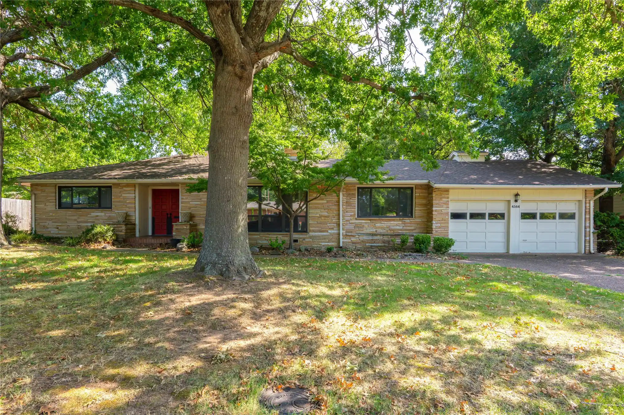 Photo 1 of Sale Pending at 4164 E 43rd St, Tulsa, OK 74135 | MLS# 2631776 | Listing updated on 2026-10-28