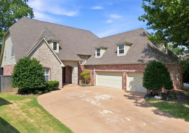 1st image of 10112 S 86th East Pl, Tulsa, OK 74133 | MLS# 2631847