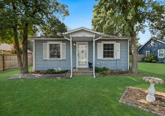 Photo 1 of Single family home for sale at 409 E Freeport St, Broken Arrow, OK 74012 | MLS# 2631201 | Listing updated on 2026-08-28