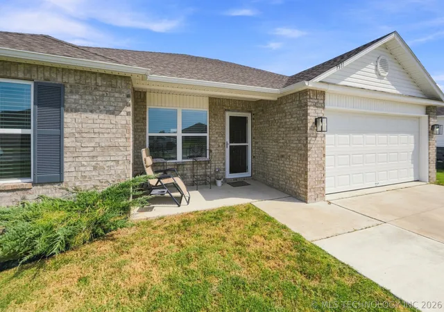 Photo 2 of Single family home for sale at 7511 E 143 St, Collinsville, OK 74021 | MLS# 2631837 | Listing updated on 2026-08-28