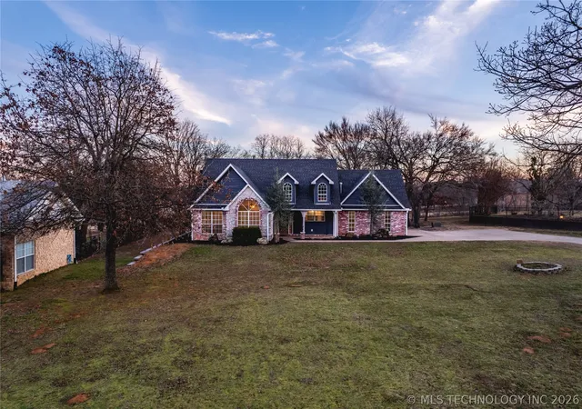 Photo 3 of Single family home for sale at 291 Cedar Ridge Rd, Eufaula, OK 74432 | MLS# 2631938 | Listing updated on 2026-08-28