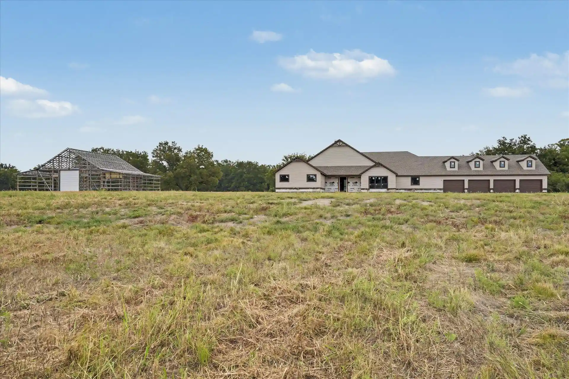 Single family home for sale at 7703 E 211Th St S, Mounds, OK 74047 | MLS# 2631892