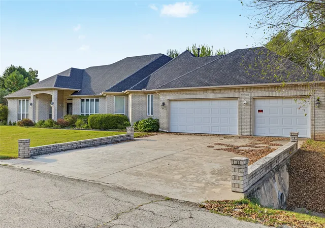 Photo 2 of Single family home for sale at 732 W 99th Street S, Jenks, OK 74037 | MLS# 2630938 | Listing updated on 2026-09-15