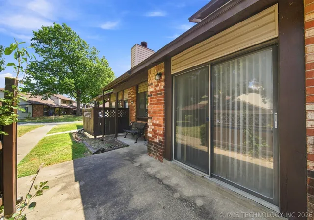 Photo 3 of Townhouse for sale at 1253 S 110th Eastavenue #2B, Tulsa, OK 74128 | MLS# 2632246 | Listing updated on 2026-09-01