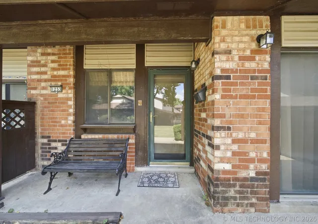 Photo 4 of Townhouse for sale at 1253 S 110th Eastavenue #2B, Tulsa, OK 74128 | MLS# 2632246 | Listing updated on 2026-09-01