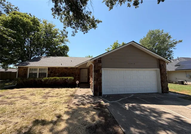 Photo 1 of Single family home for sale at 20918 E 35th Street S, Broken Arrow, OK 74014 | MLS# 2632260 | Listing updated on 2026-09-01