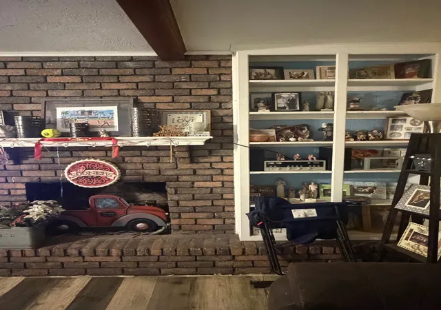 Photo 4 of Single family home for sale at 420 Fairfax Dr, Muskogee, OK 74403 | MLS# 2632223 | Listing updated on 2026-09-01