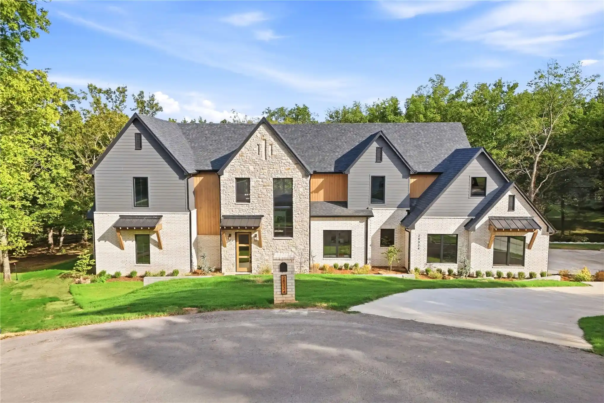 Photo 1 of Single family home for sale at 28334 E 71st Eastplace S, Broken Arrow, OK 74014 | MLS# 2632327 | Listing updated on 2026-10-19