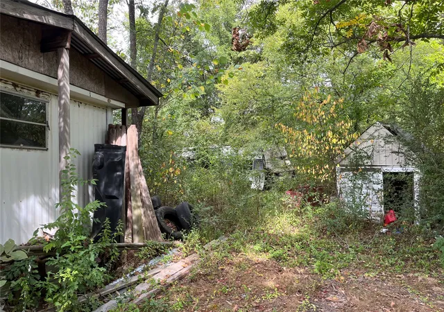 Photo 3 of Single family home for sale at 18606 Lock And Dam Rd, Spiro, OK 74959 | MLS# 2632328 | Listing updated on 2026-09-15