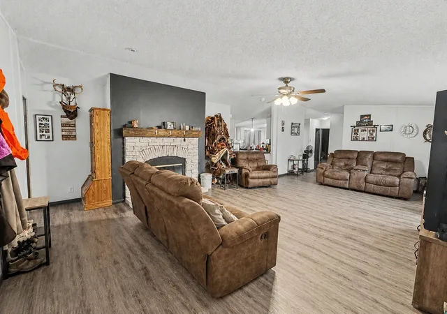Photo 2 of Manufactured home for sale at 16516 N Spears Rd, Tahlequah, OK 74464 | MLS# 2632320 | Listing updated on 2026-09-01