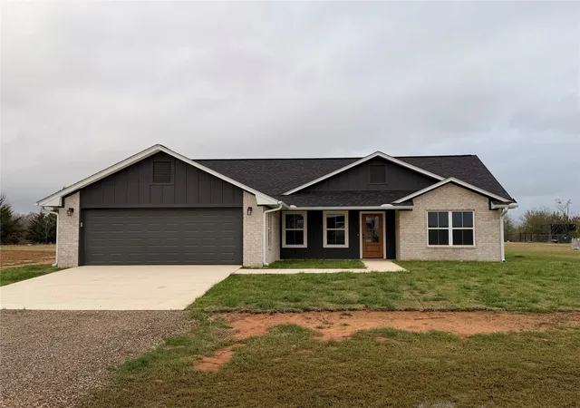 Photo 1 of Single family home for sale at 2915 E 2090 Road #LOT 1, Hugo, OK 74743 | MLS# 2631974 | Listing updated on 2026-09-01