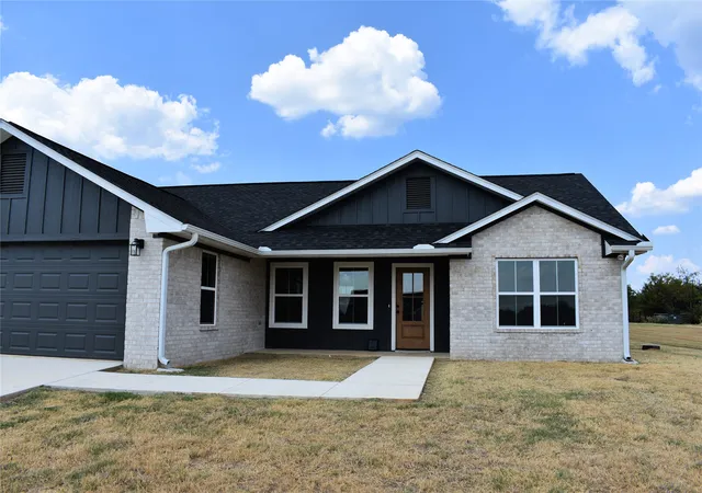 Photo 2 of Single family home for sale at 2915 E 2090 Road #LOT 1, Hugo, OK 74743 | MLS# 2631974 | Listing updated on 2026-09-01