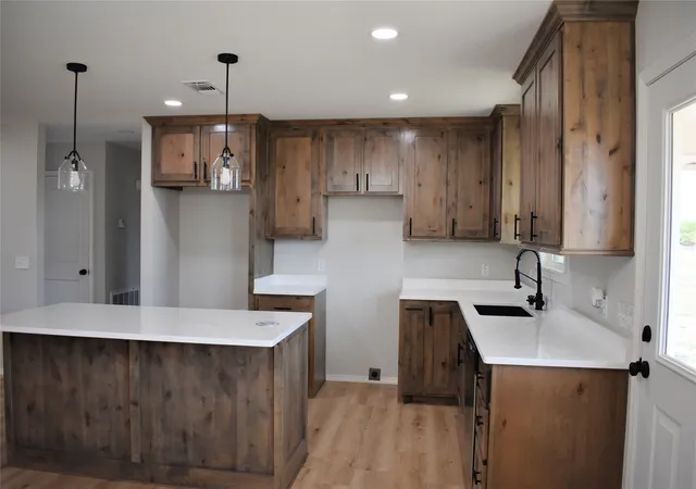 Photo 3 of Single family home for sale at 2915 E 2090 Road, Hugo, OK 74743 | MLS# 2631957 | Listing updated on 2026-09-01