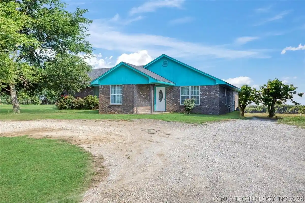 Single family home for sale at 1355 Armstrong Academy, Bokchito, OK 74726 | MLS# 2632352