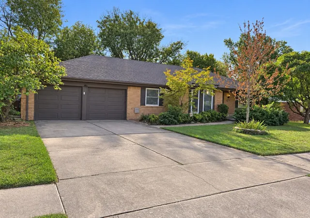 Single family home for sale at 5235 S 69th Eastavenue, Tulsa, OK 74145 | MLS# 2632376