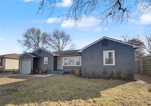 Photo 23 of Single family home for sale at 4907 S Boston Pl, Tulsa, OK 74105 | MLS# 2632378 | Listing updated on 2026-09-01