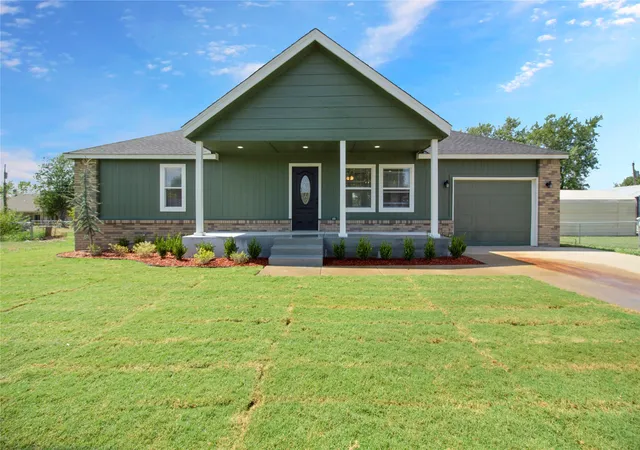 Photo 1 of Single family home for sale at 11706 N 192nd Avenue, Collinsville, OK 74021 | MLS# 2632382 | Listing updated on 2026-09-01