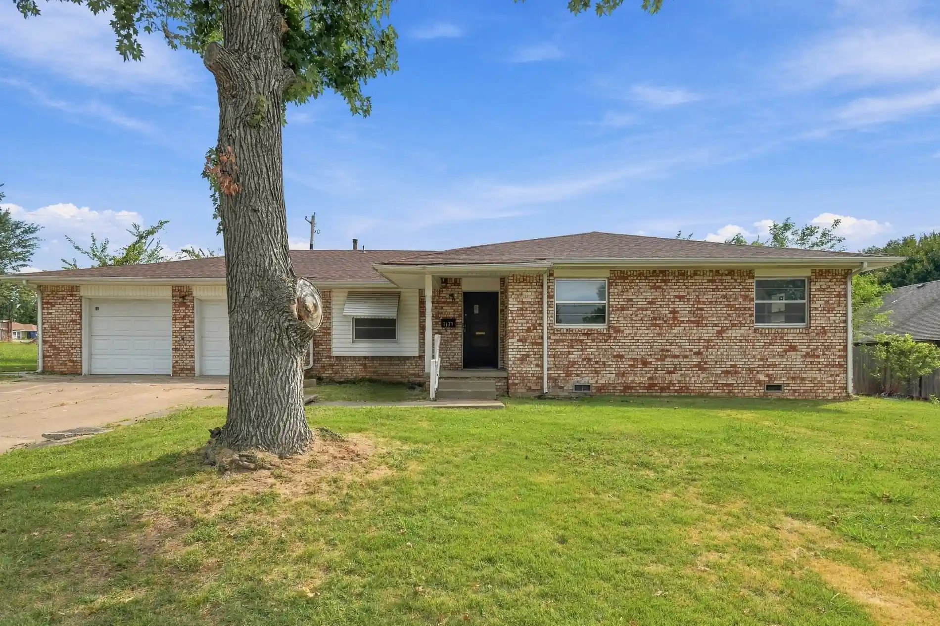 Single family home for sale at 1137 N Union Pl, Tulsa, OK 74127 | MLS# 2632462