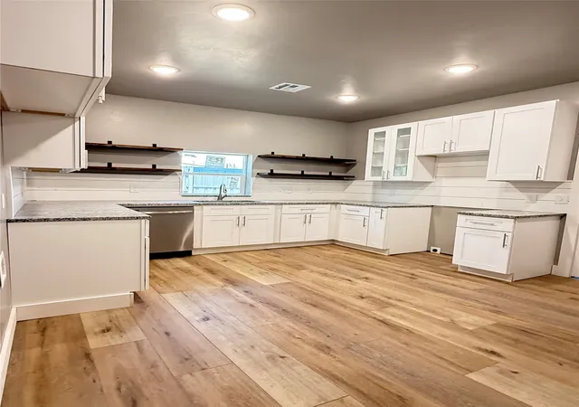 Photo 2 of Sale Pending at 1411 W 1st Street, Sulphur, OK 73086 | MLS# 2632507 | Listing updated on 2026-10-09