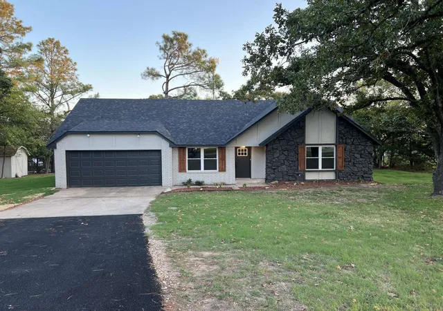Photo 1 of Sale Pending at 11509 W 64th Street, Sapulpa, OK 74066 | MLS# 2633091 | Listing updated on 2026-10-09