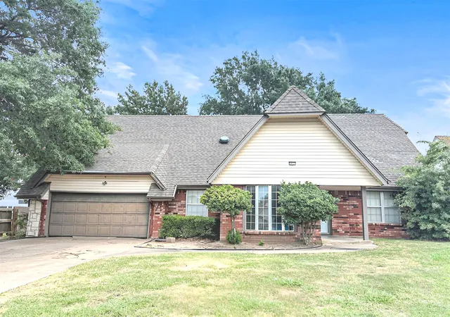 Photo 1 of Sale Pending at 6623 S 93rd Eastavenue, Tulsa, OK 74133 | MLS# 2633096 | Listing updated on 2026-10-07