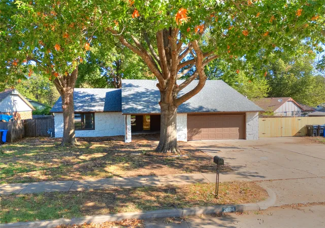 Photo 1 of Single family home for sale at 2604 E Reno St S, Broken Arrow, OK 74014 | MLS# 2633303 | Listing updated on 2026-10-02