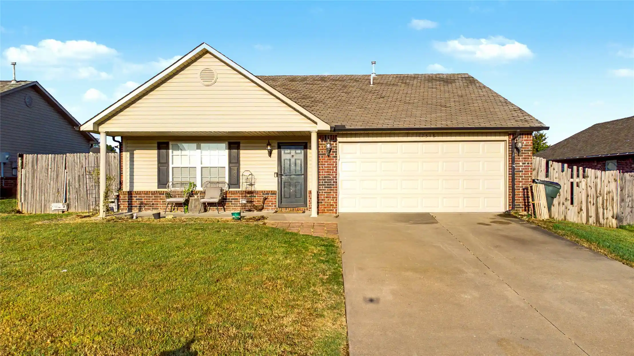 Photo 1 of Sale Pending at 12316 N 112th Eastavenue, Collinsville, OK 74021 | MLS# 2633344 | Listing updated on 2026-10-16