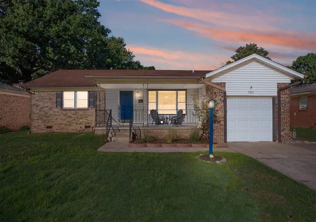 Photo 1 of Single family home for sale at 5322 S Rockford Ave, Tulsa, OK 74105 | MLS# 2633637 | Listing updated on 2026-10-11
