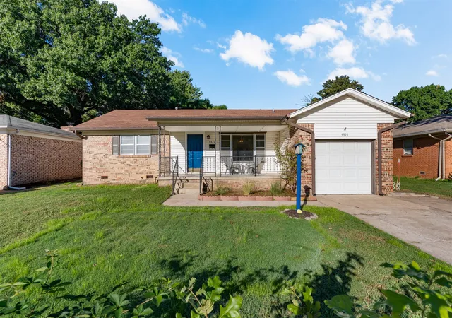 Photo 3 of Single family home for sale at 5322 S Rockford Ave, Tulsa, OK 74105 | MLS# 2633637 | Listing updated on 2026-10-11