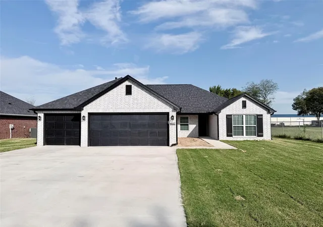 Single family home for sale at 9937 N Osage Dr, Sperry, OK 74073 | MLS# 2633745