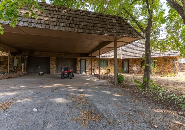Photo 2 of Single family home for sale at 26239 S Highway 48, Bristow, OK 74010 | MLS# 2633693 | Listing updated on 2026-10-05