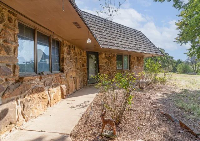 Photo 3 of Single family home for sale at 26239 S Highway 48, Bristow, OK 74010 | MLS# 2633693 | Listing updated on 2026-10-05