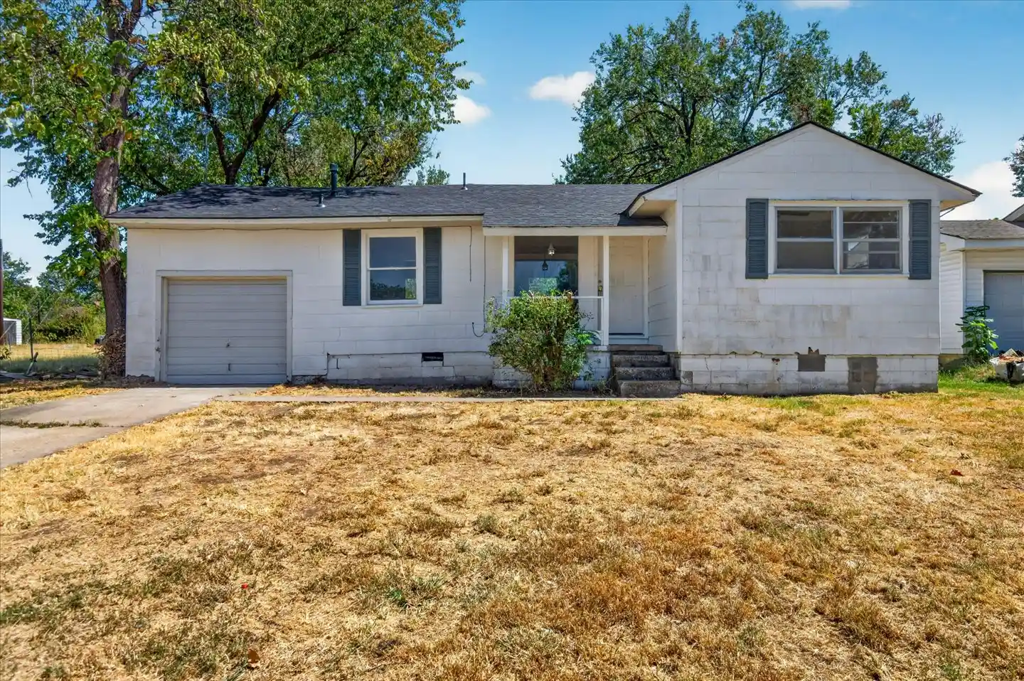 Photo 1 of Single family home for sale at 1812 S Armstrong Ave, Bartlesville, OK 74003 | MLS# 2633585 | Listing updated on 2026-10-13
