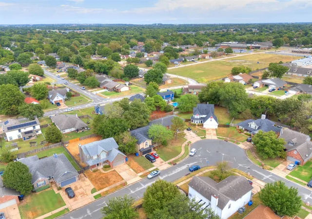 Photo 23 of Single family home for sale at 2500 W Laredo St, Broken Arrow, OK 74012 | MLS# 2633849 | Listing updated on 2026-10-11