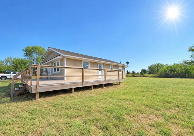 Photo 3 of Single family home for sale at 31106 N 3954 Road, Ochelata, OK 74051 | MLS# 2633877 | Listing updated on 2026-09-18