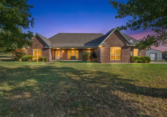 Single family home for sale at 7990 S Country Ln, Talala, OK 74080 | MLS# 2633870