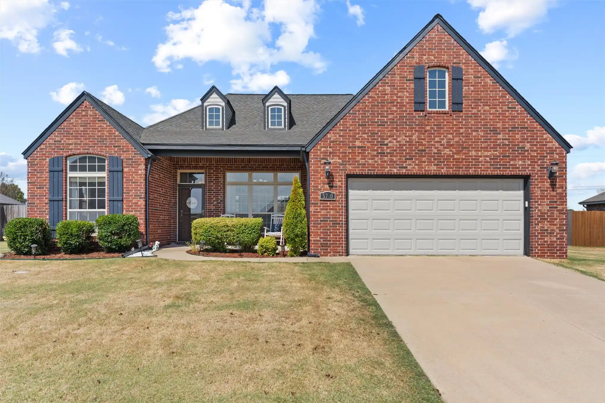 Photo 1 of Single family home for sale at 5710 Ashbrook Dr, Bartlesville, OK 74006 | MLS# 2633838 | Listing updated on 2026-10-30