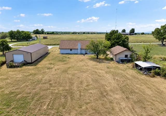 Photo 2 of Single family home for sale at 17670 S 280 Road, Morris, OK 74445 | MLS# 2634005 | Listing updated on 2026-09-19