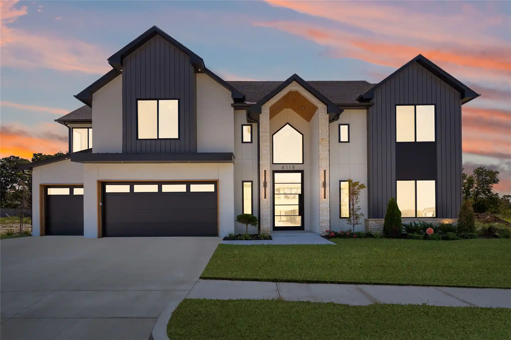 Photo 1 of Single family home for sale at 4118 W 114th Place S, Jenks, OK 74037 | MLS# 2634082 | Listing updated on 2026-10-26
