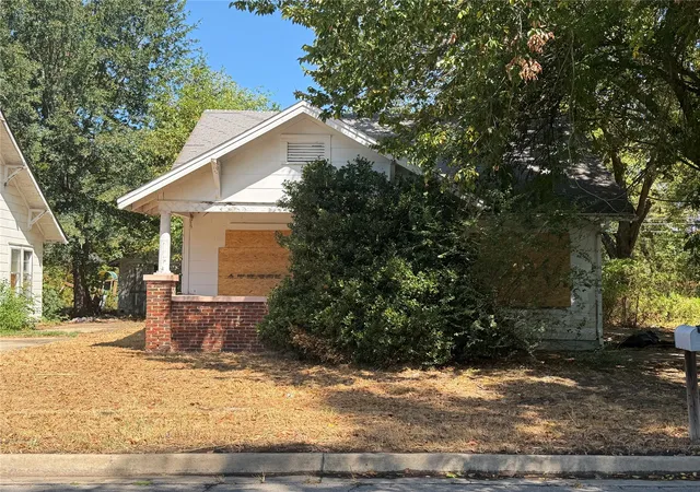 Photo 1 of Single family home for sale at 2510 Arline St, Muskogee, OK 74401 | MLS# 2634153 | Listing updated on 2026-10-08