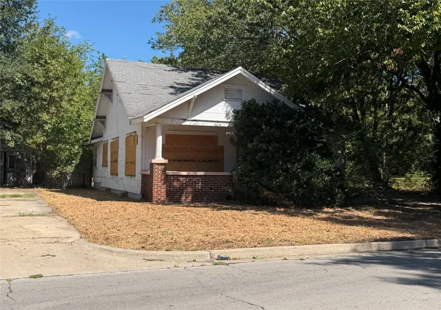 Photo 2 of Single family home for sale at 2510 Arline St, Muskogee, OK 74401 | MLS# 2634153 | Listing updated on 2026-10-08