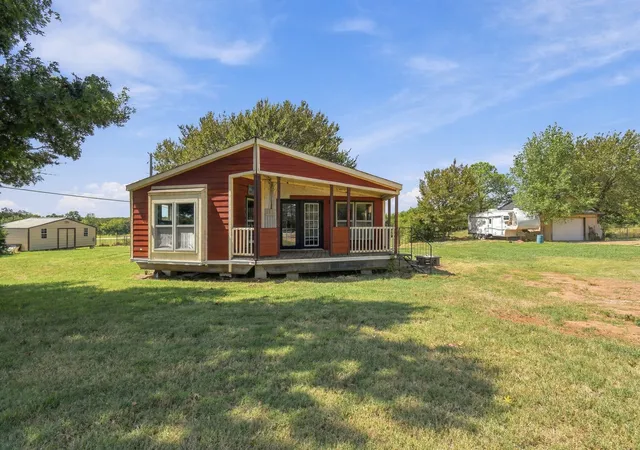 Photo 2 of Manufactured home for sale at 506 Cattle Dr, Cleveland, OK 74020 | MLS# 2633996 | Listing updated on 2026-10-02